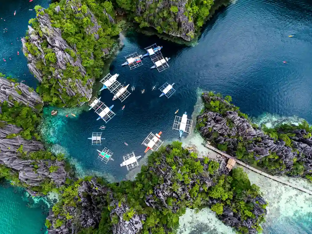 Palawan Awaits: Nature's Masterpiece at Your Fingertips!